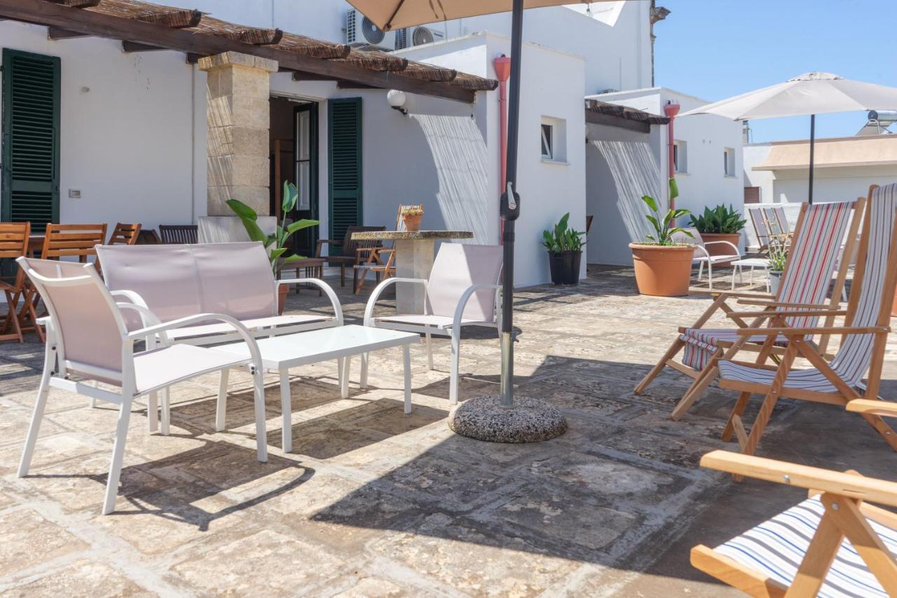 Palazzo Ashian Bed & Breakfast Acquarica del Capo Exterior photo